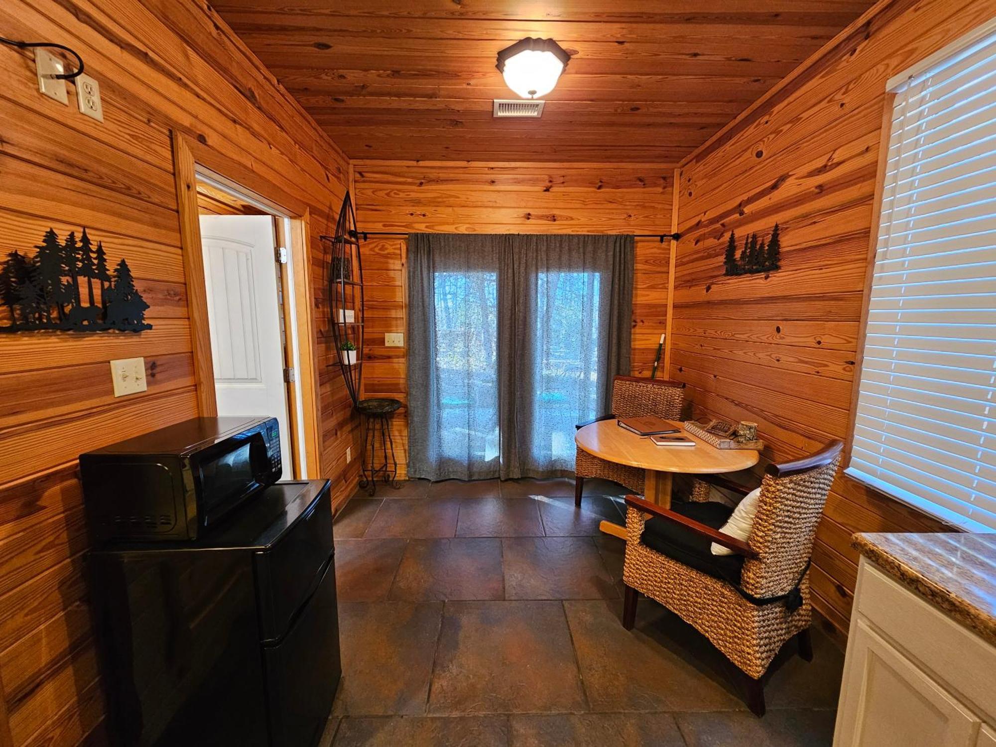 5 Min To Beaver Lake-King Bed-Fire Pit-Jetted Tub #1 Eureka Springs Eksteriør billede