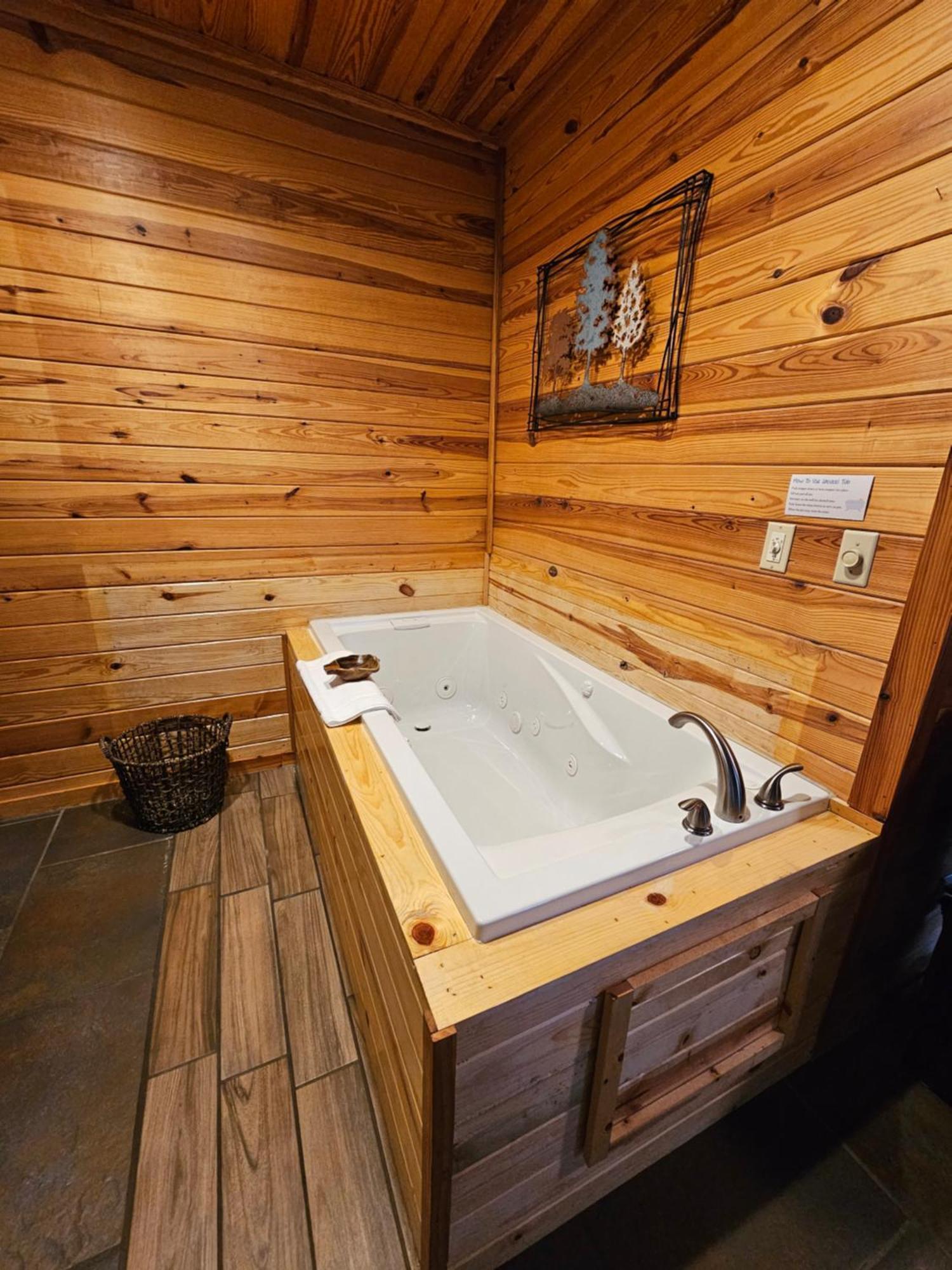 5 Min To Beaver Lake-King Bed-Fire Pit-Jetted Tub #1 Eureka Springs Eksteriør billede